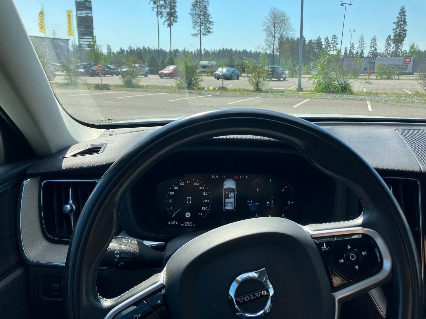 VOLVO XC60 2021
