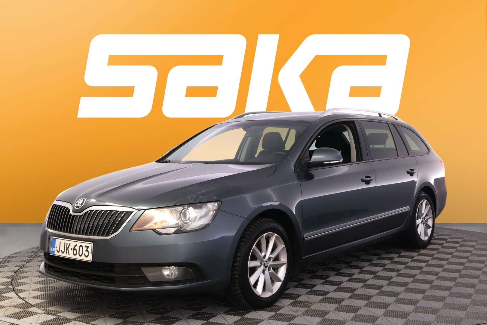 SKODA Superb 2014