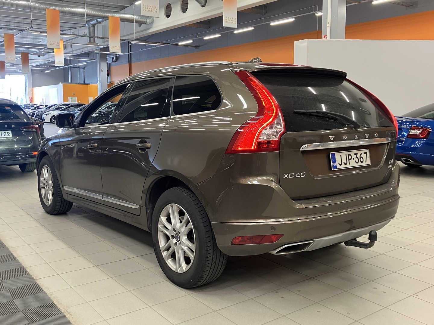 VOLVO XC60 2016