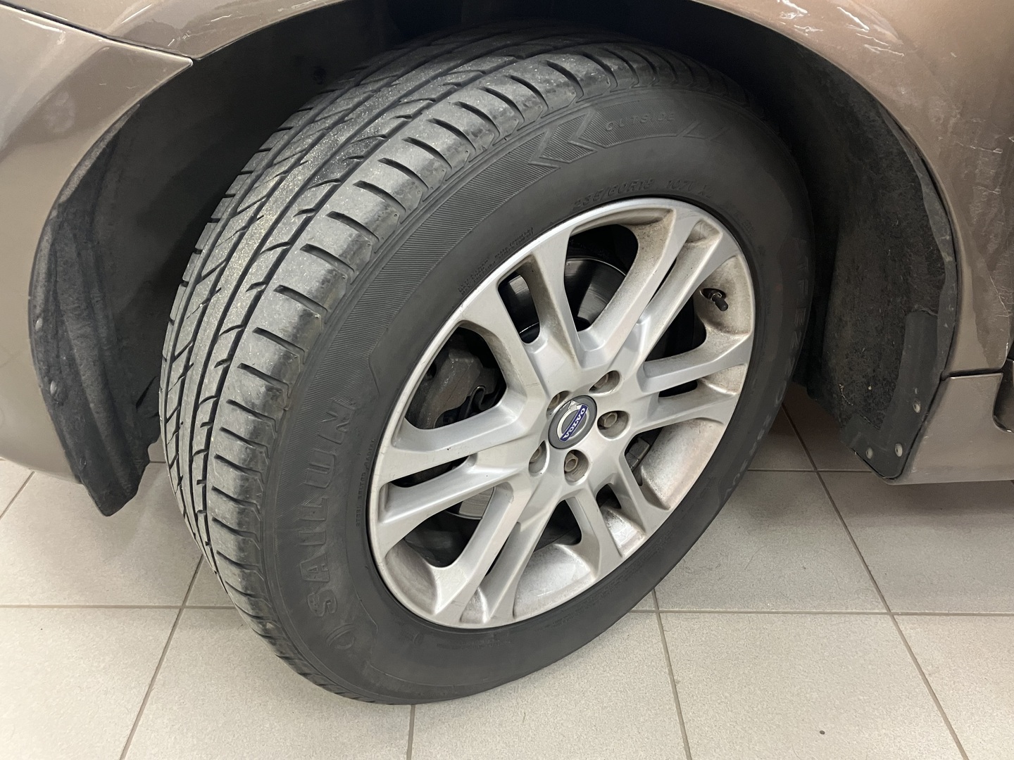 VOLVO XC60 2016