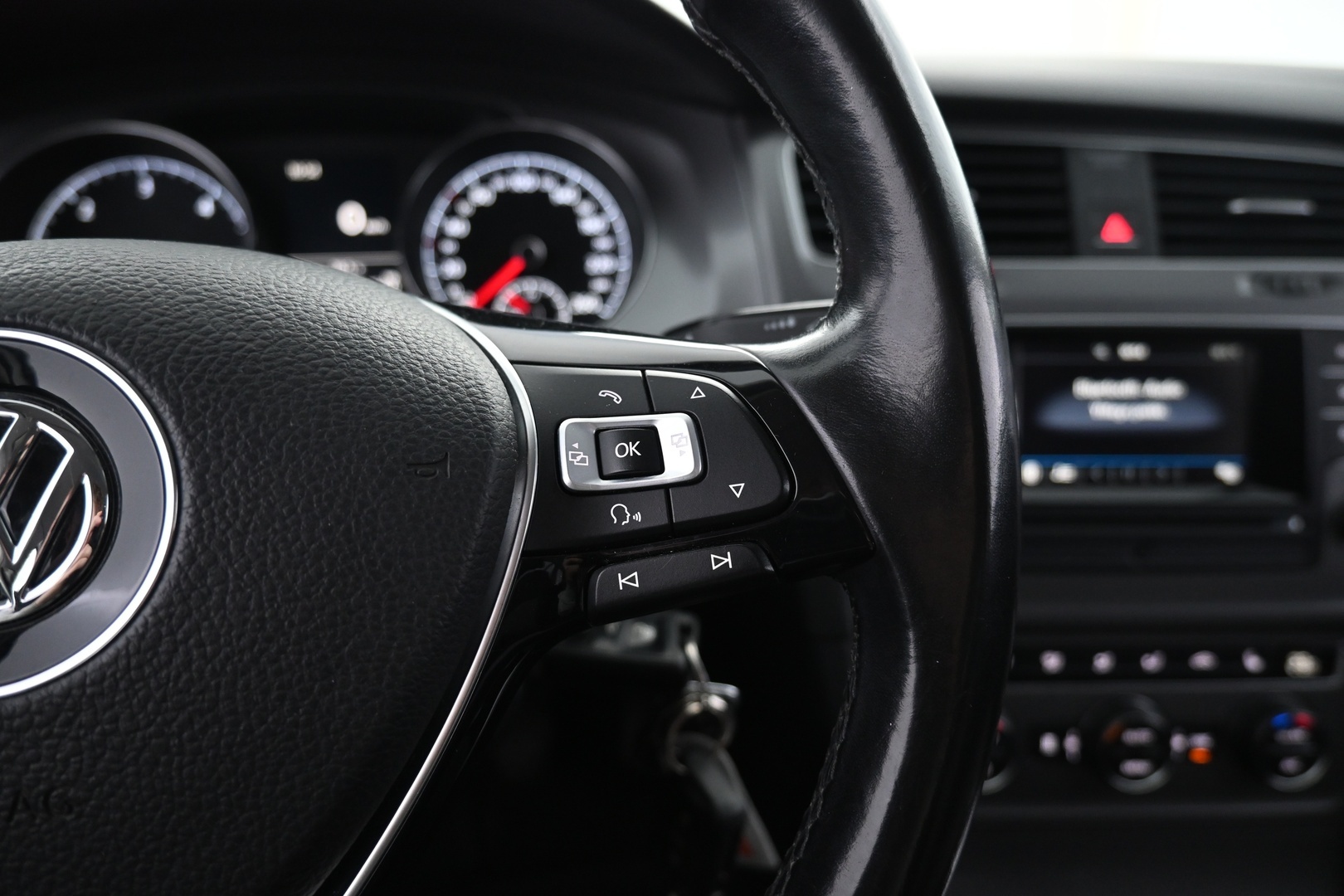 VOLKSWAGEN Golf 2017