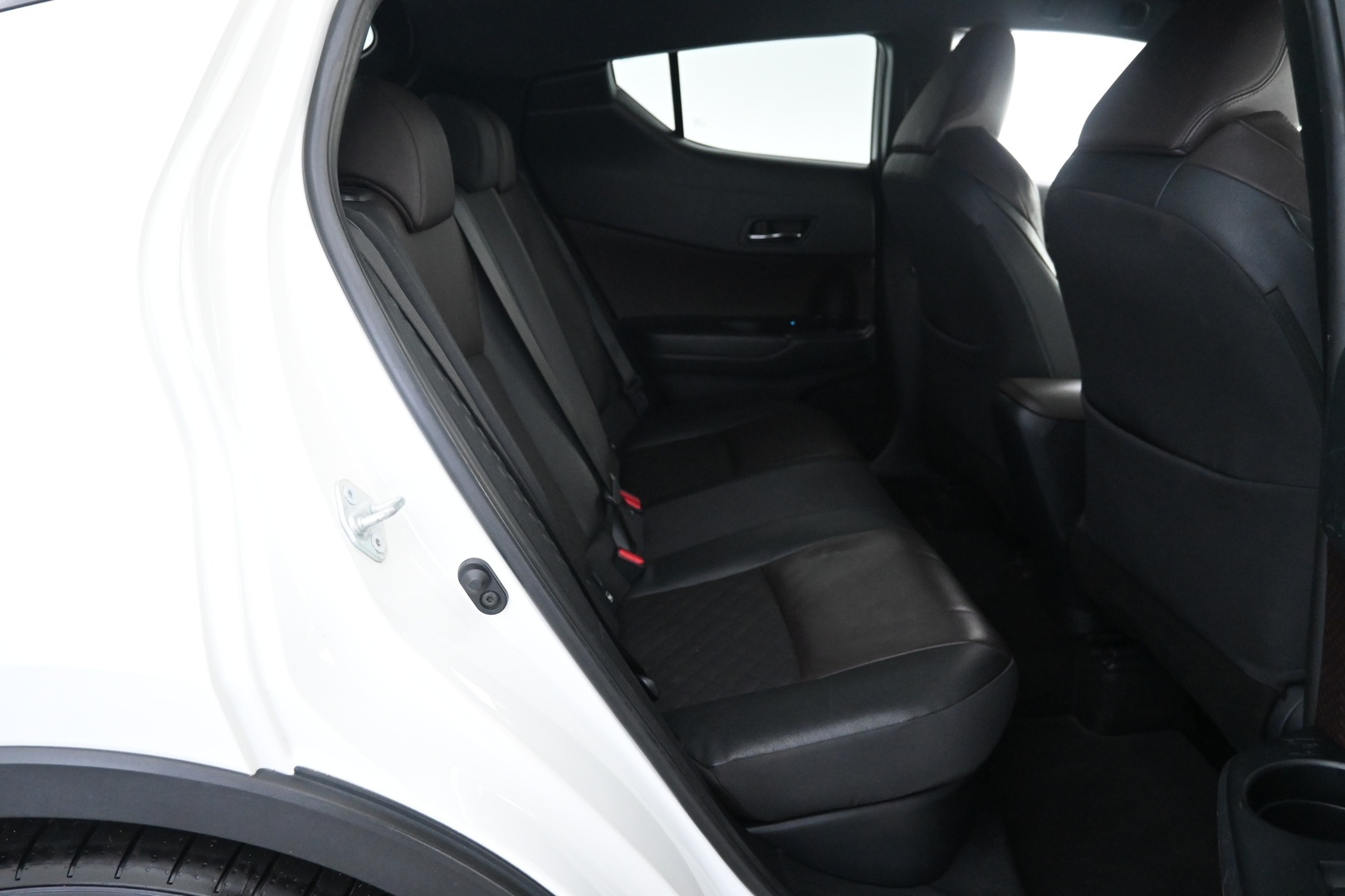 TOYOTA C-HR 2017