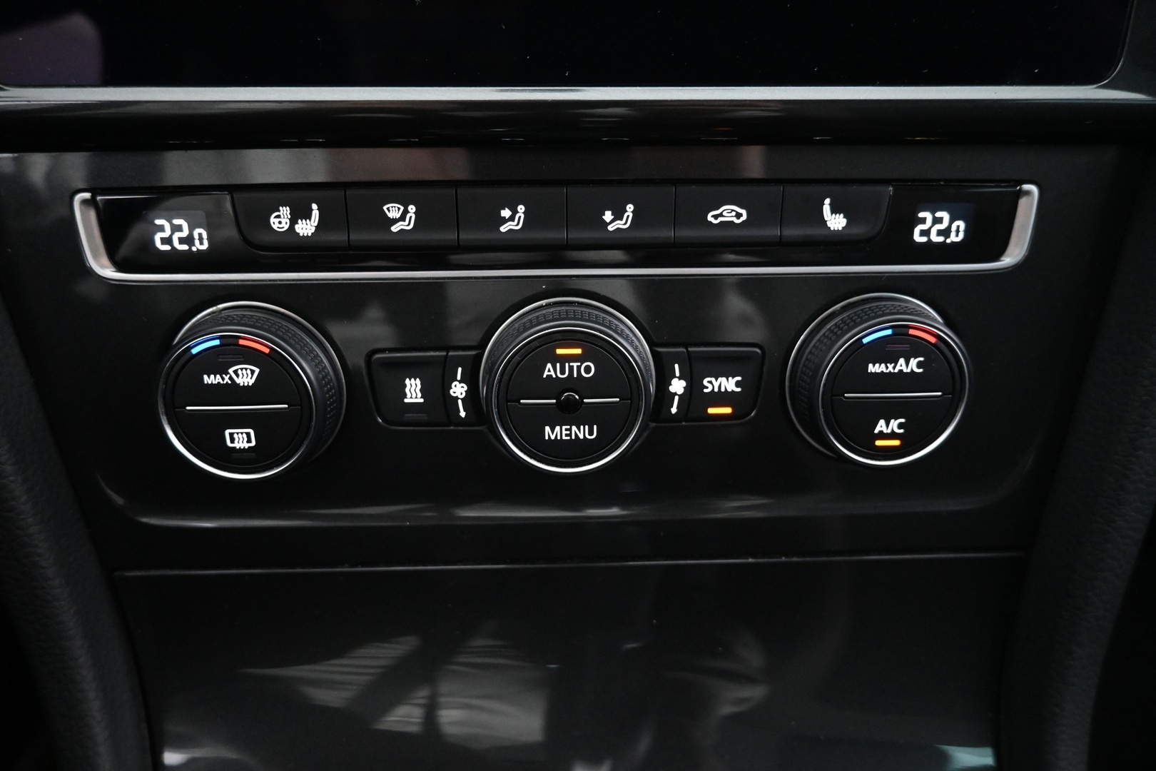 VOLKSWAGEN Golf 2018