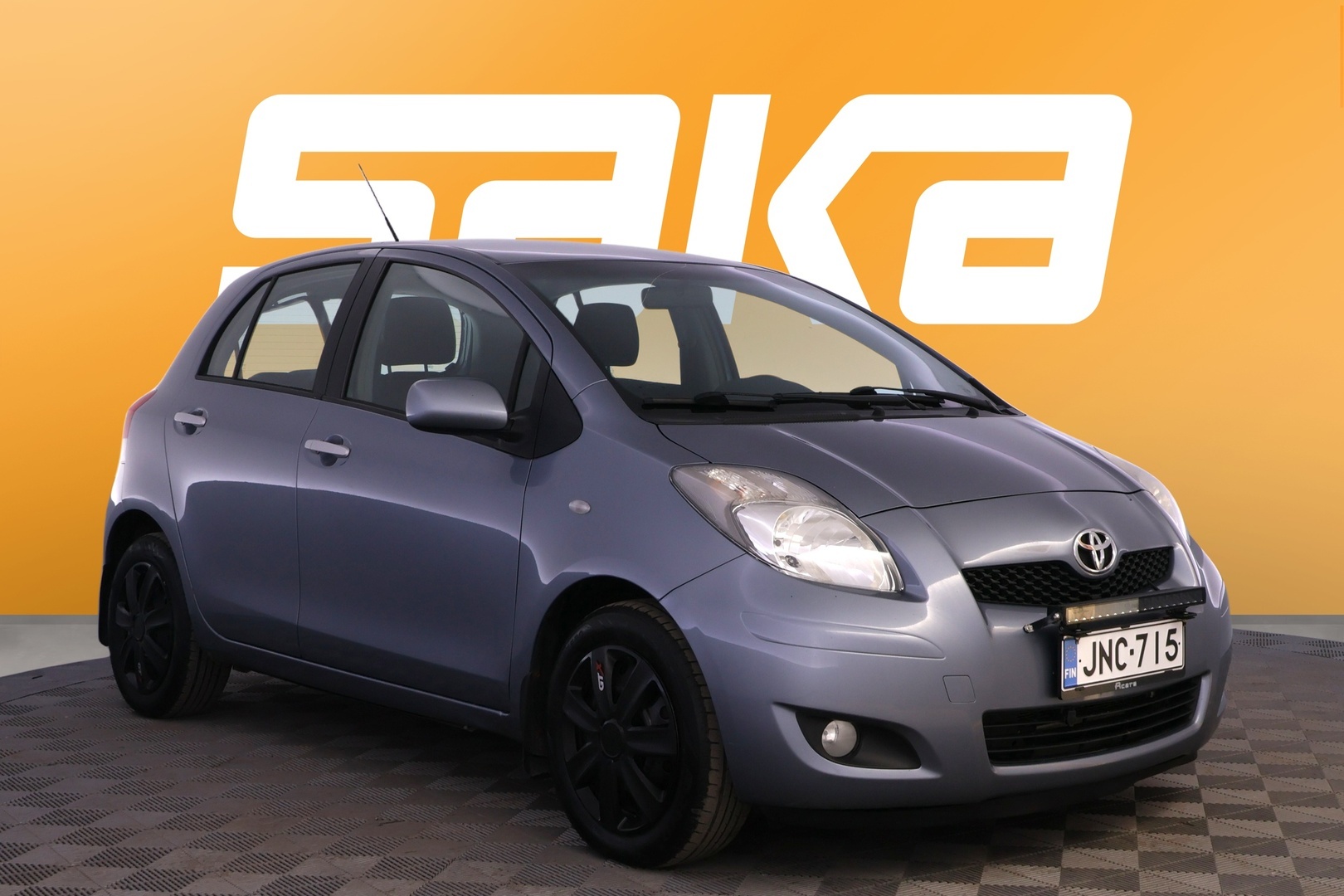 TOYOTA Yaris 2011