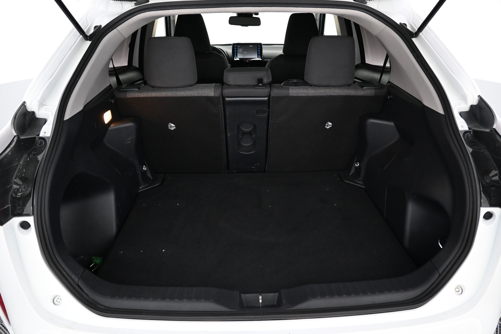 TOYOTA Yaris Cross 2024