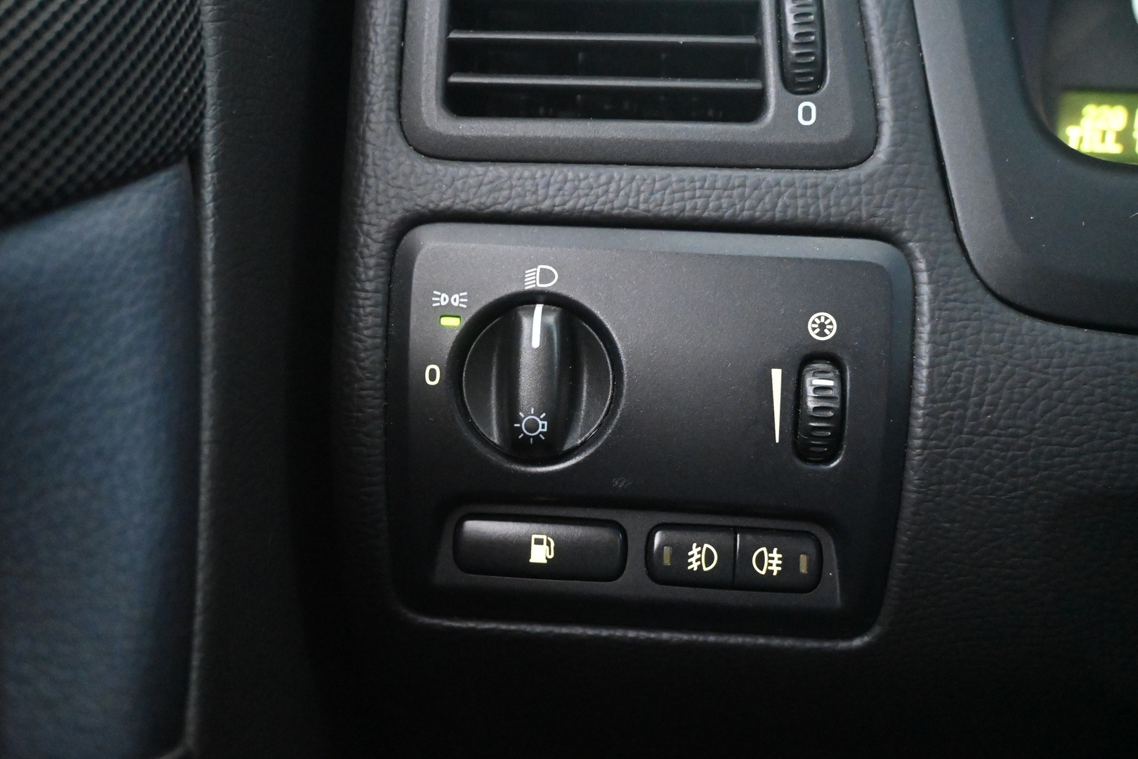 VOLVO S60 2007