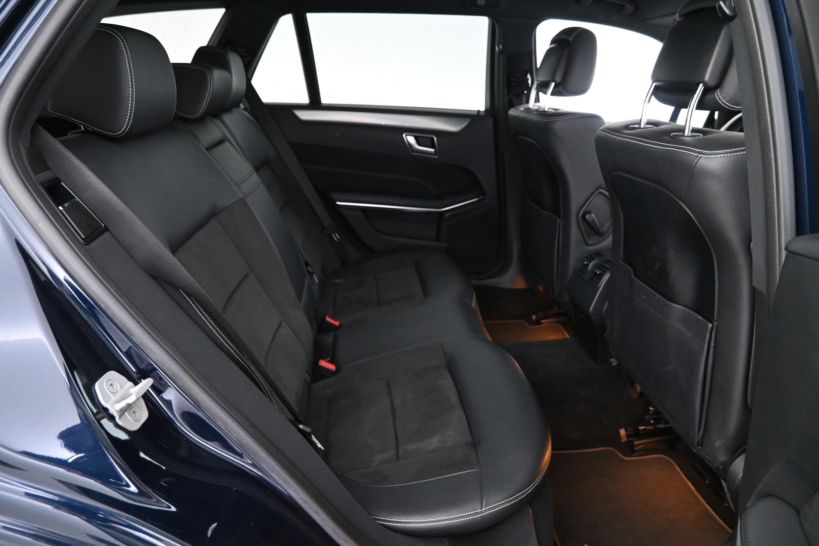 MERCEDES-BENZ E 2013