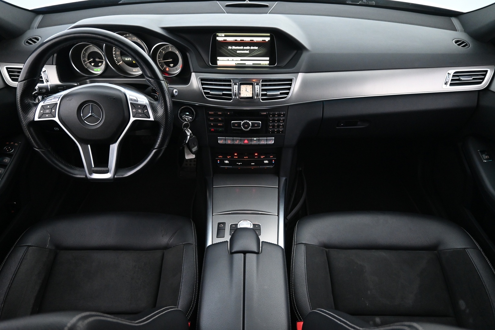 MERCEDES-BENZ E 2013
