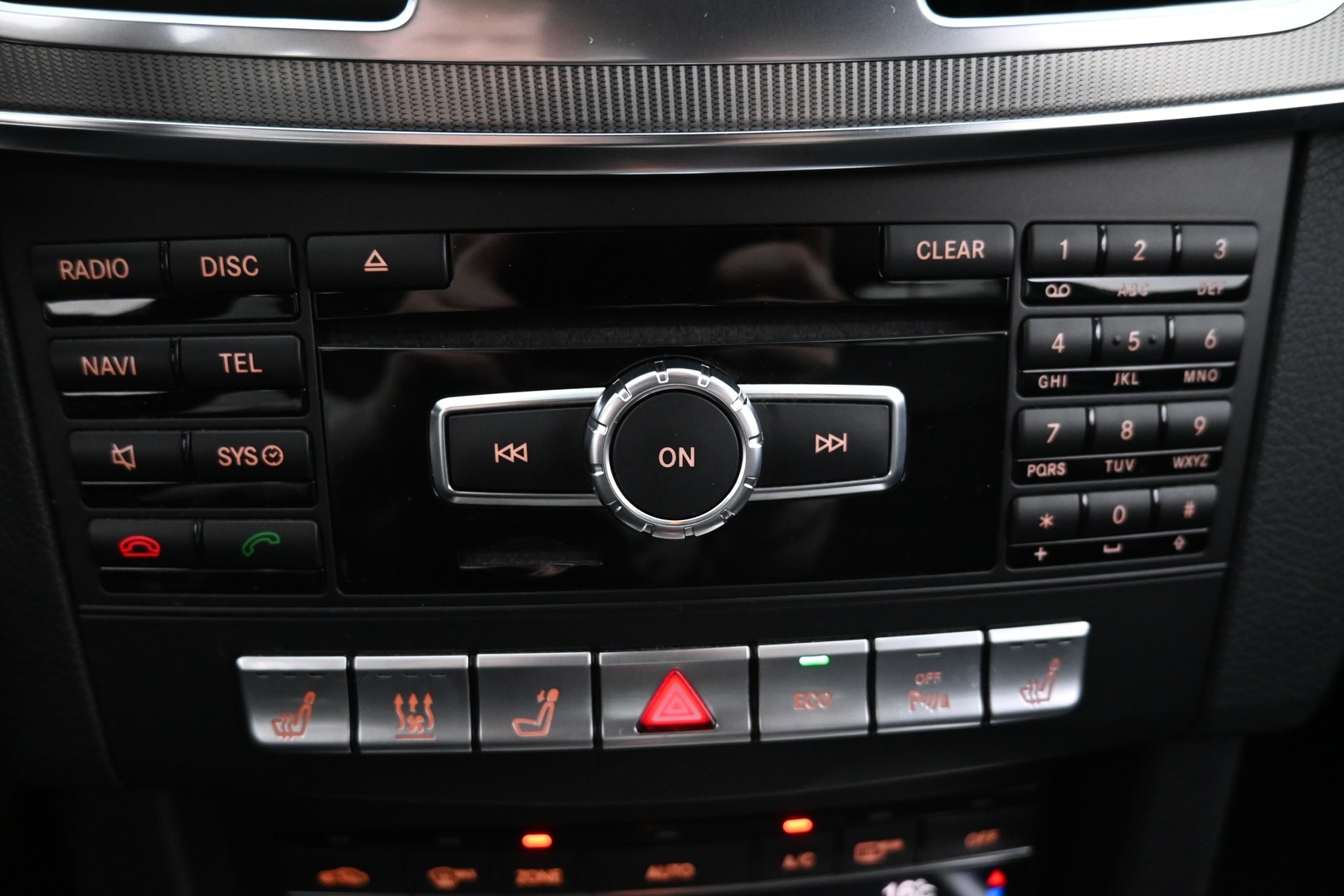 MERCEDES-BENZ E 2013