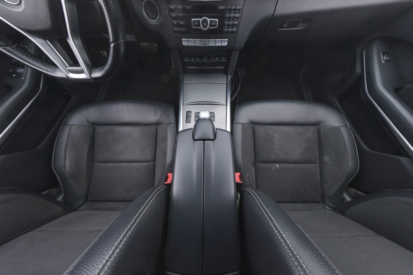 MERCEDES-BENZ E 2013