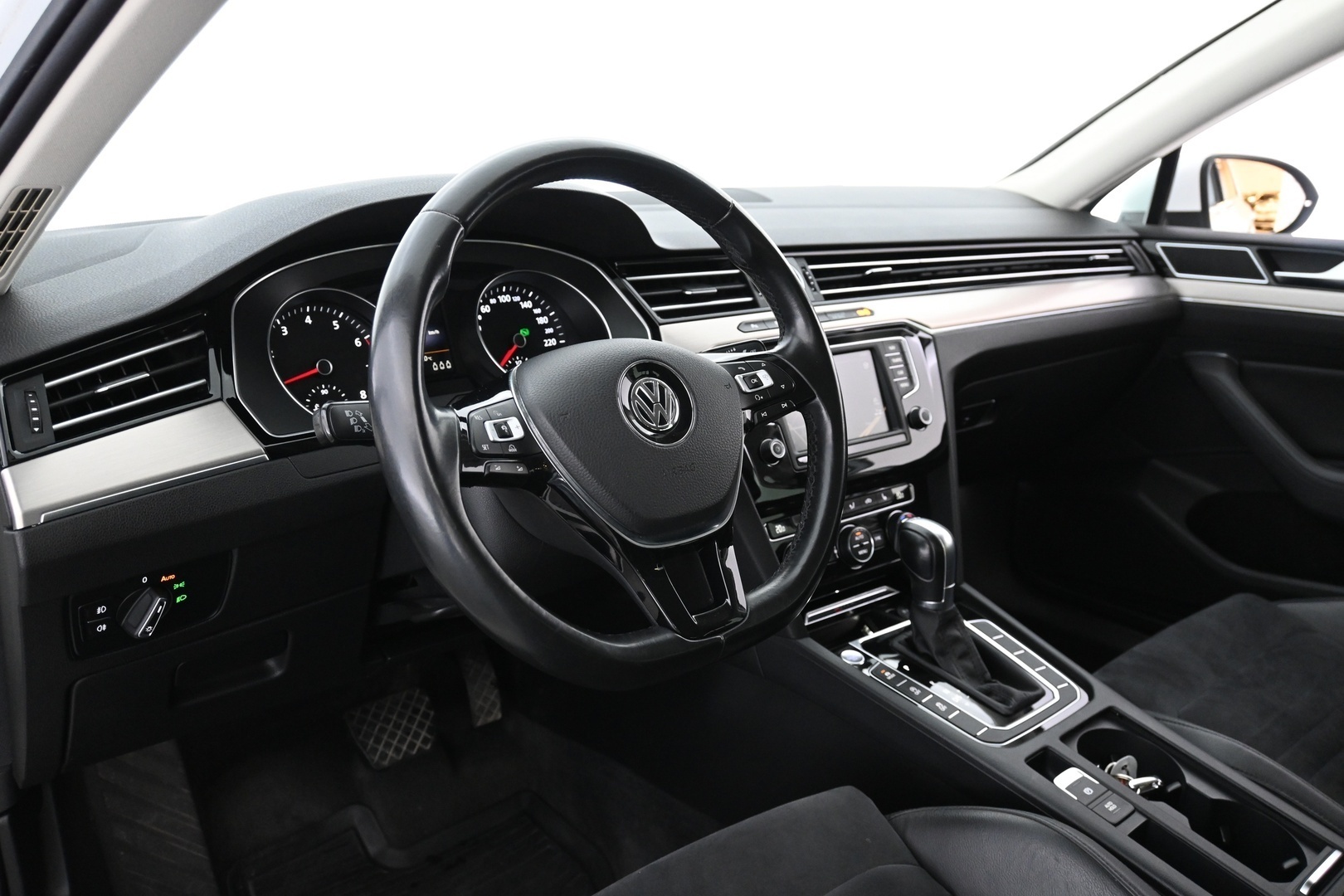 VOLKSWAGEN Passat 2016