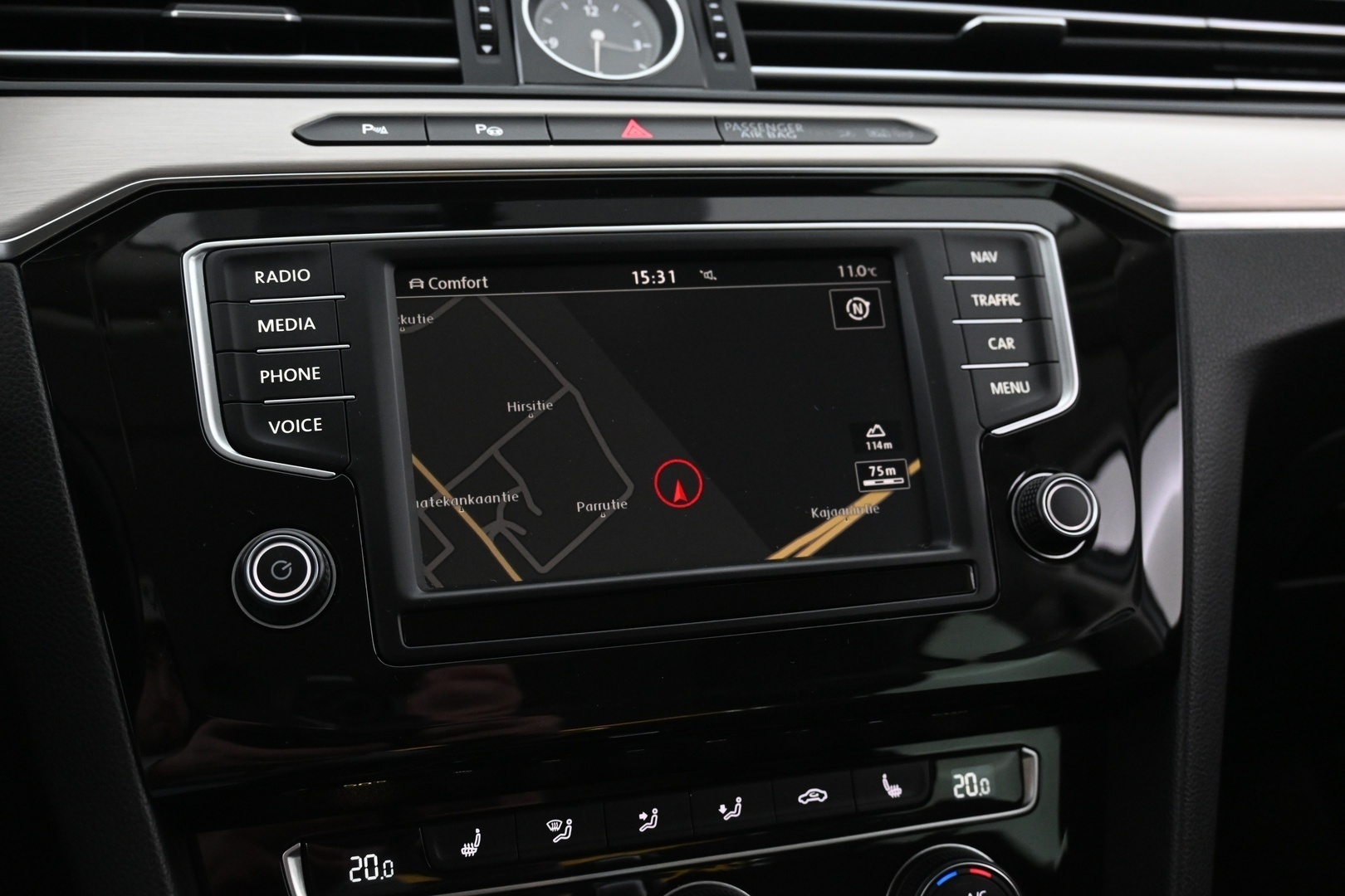 VOLKSWAGEN Passat 2016