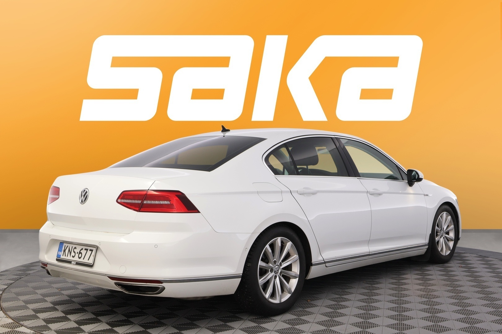 VOLKSWAGEN Passat 2016