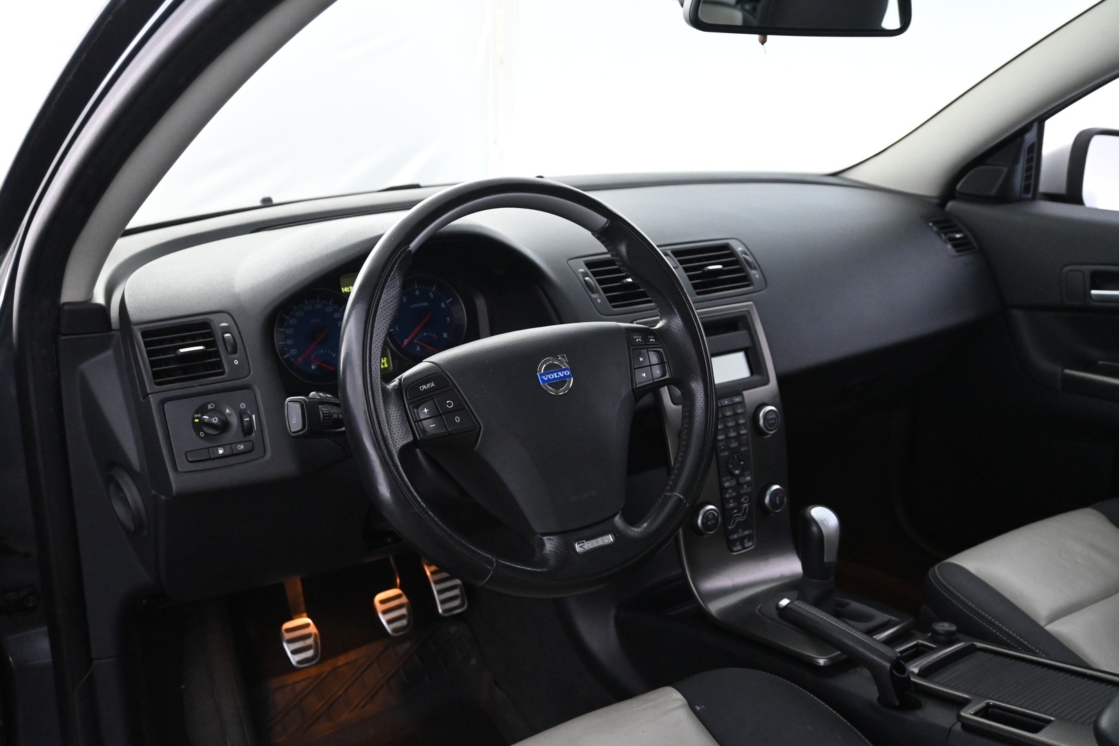 VOLVO C30 2012