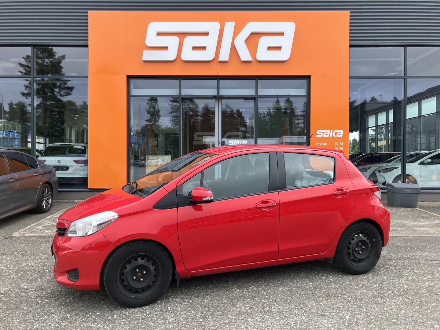 TOYOTA Yaris 2013