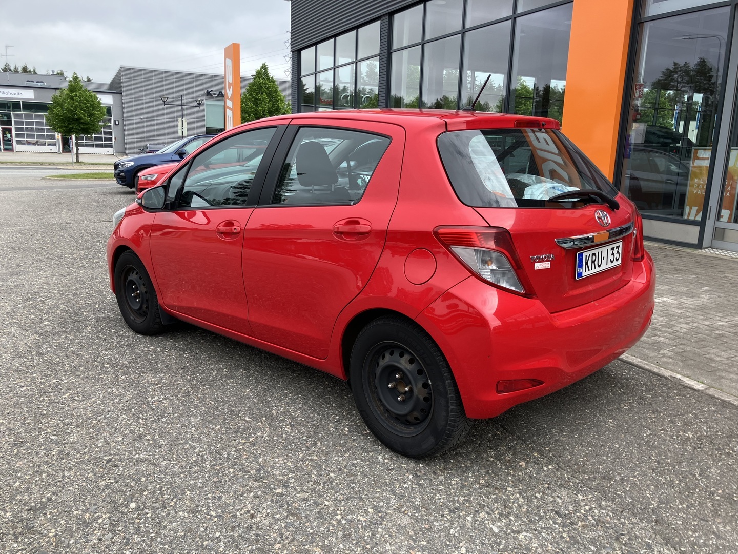 TOYOTA Yaris 2013