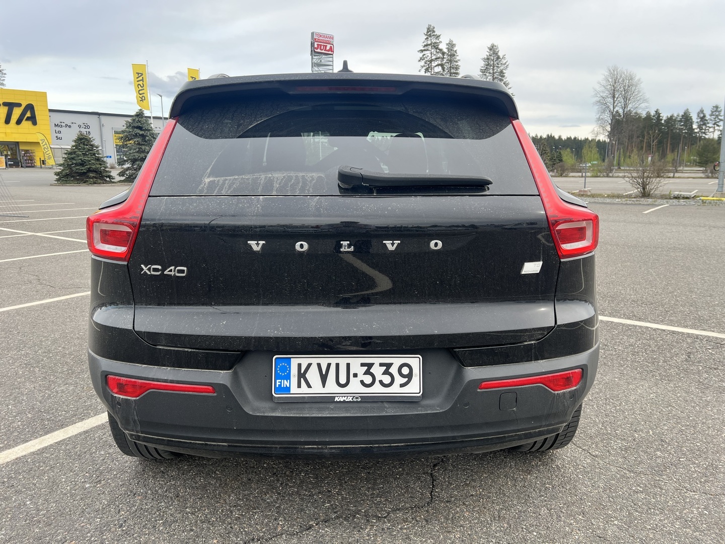 VOLVO XC40 2021