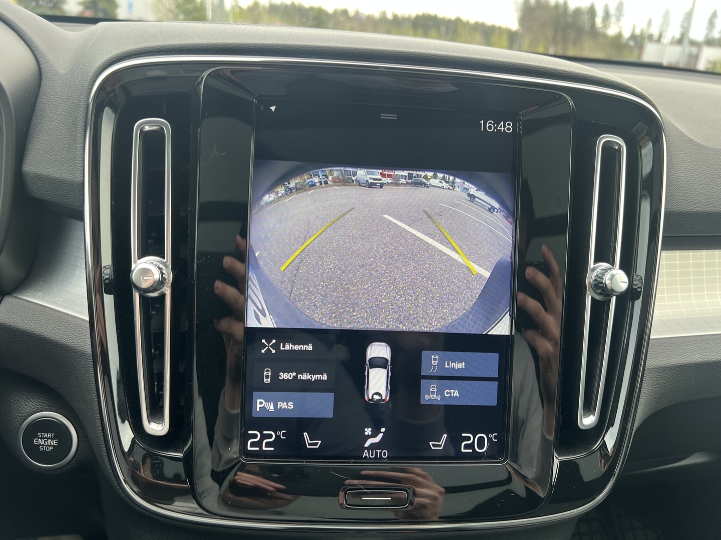 VOLVO XC40 2021