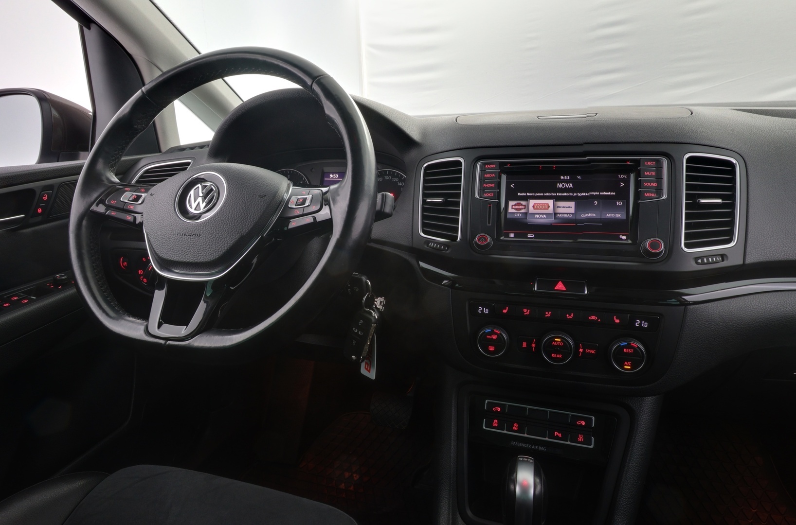 VOLKSWAGEN Sharan 2017