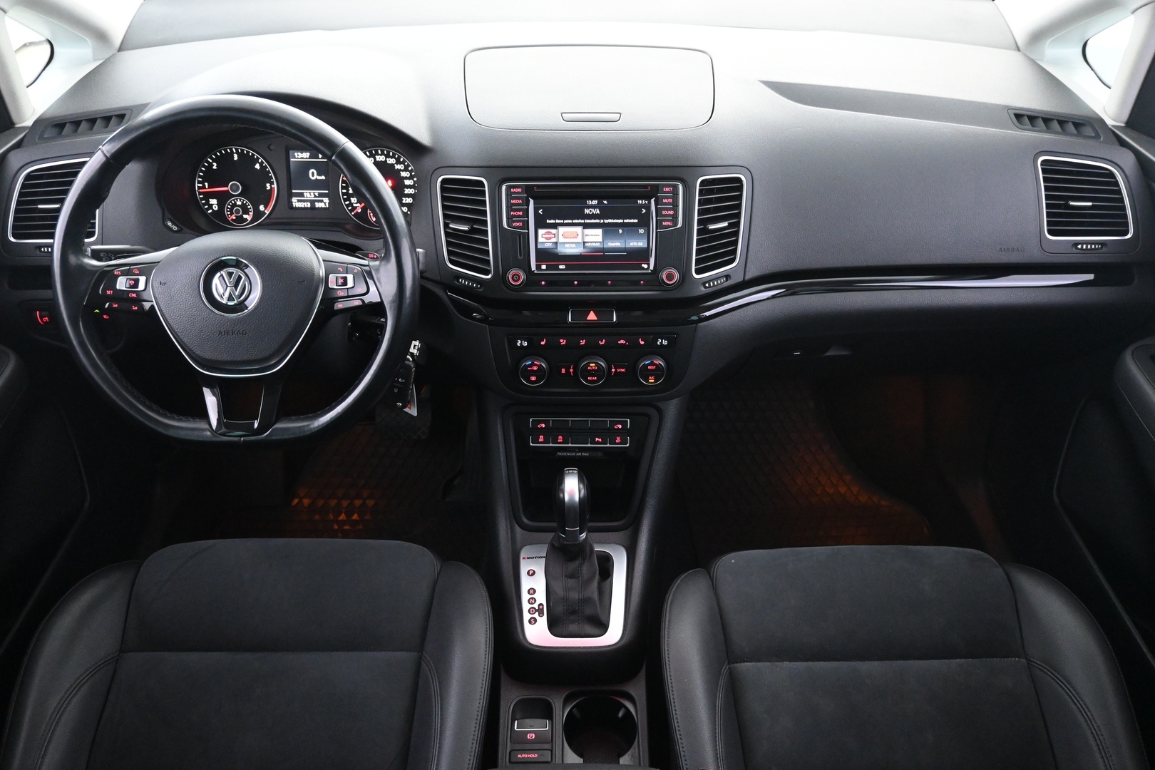 VOLKSWAGEN Sharan 2017