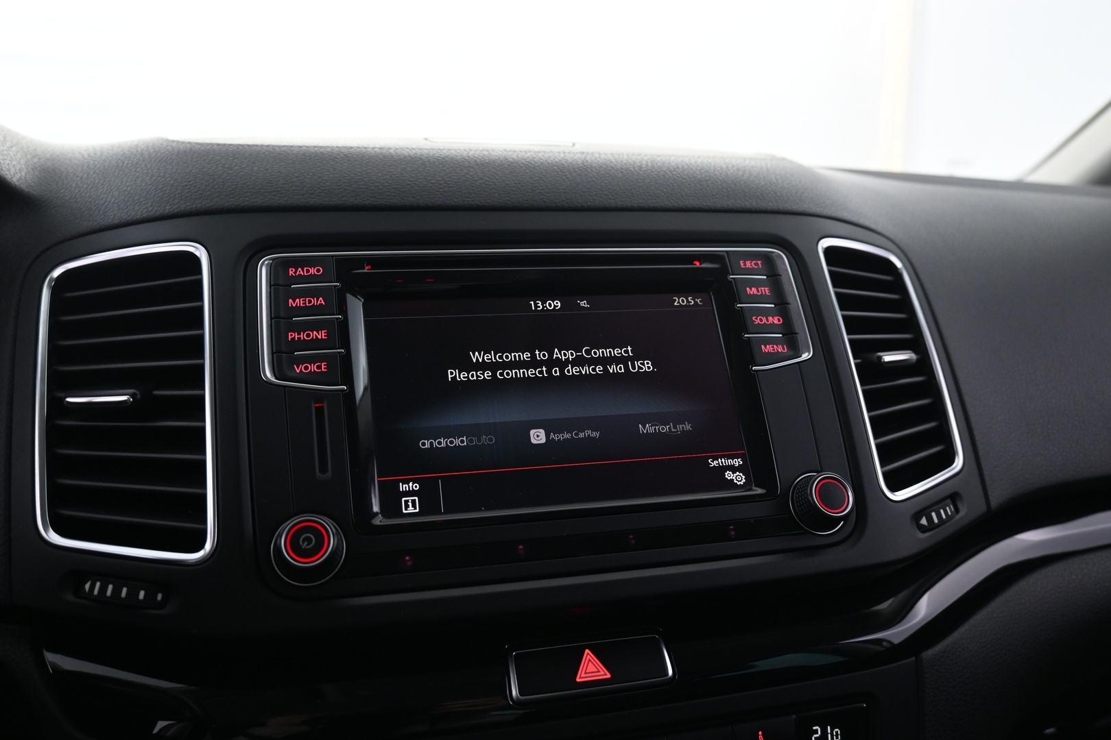 VOLKSWAGEN Sharan 2017