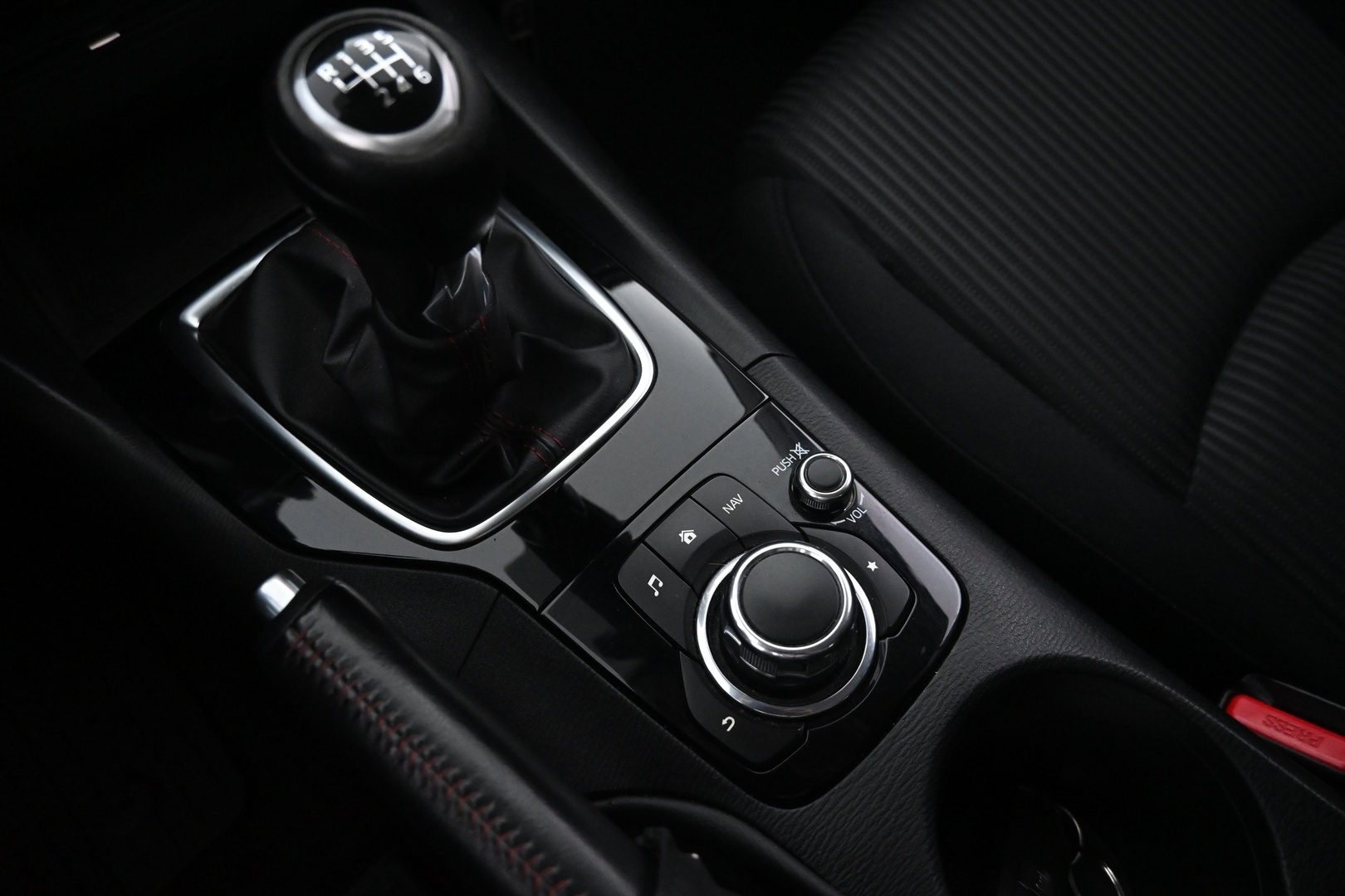 MAZDA 3 2014