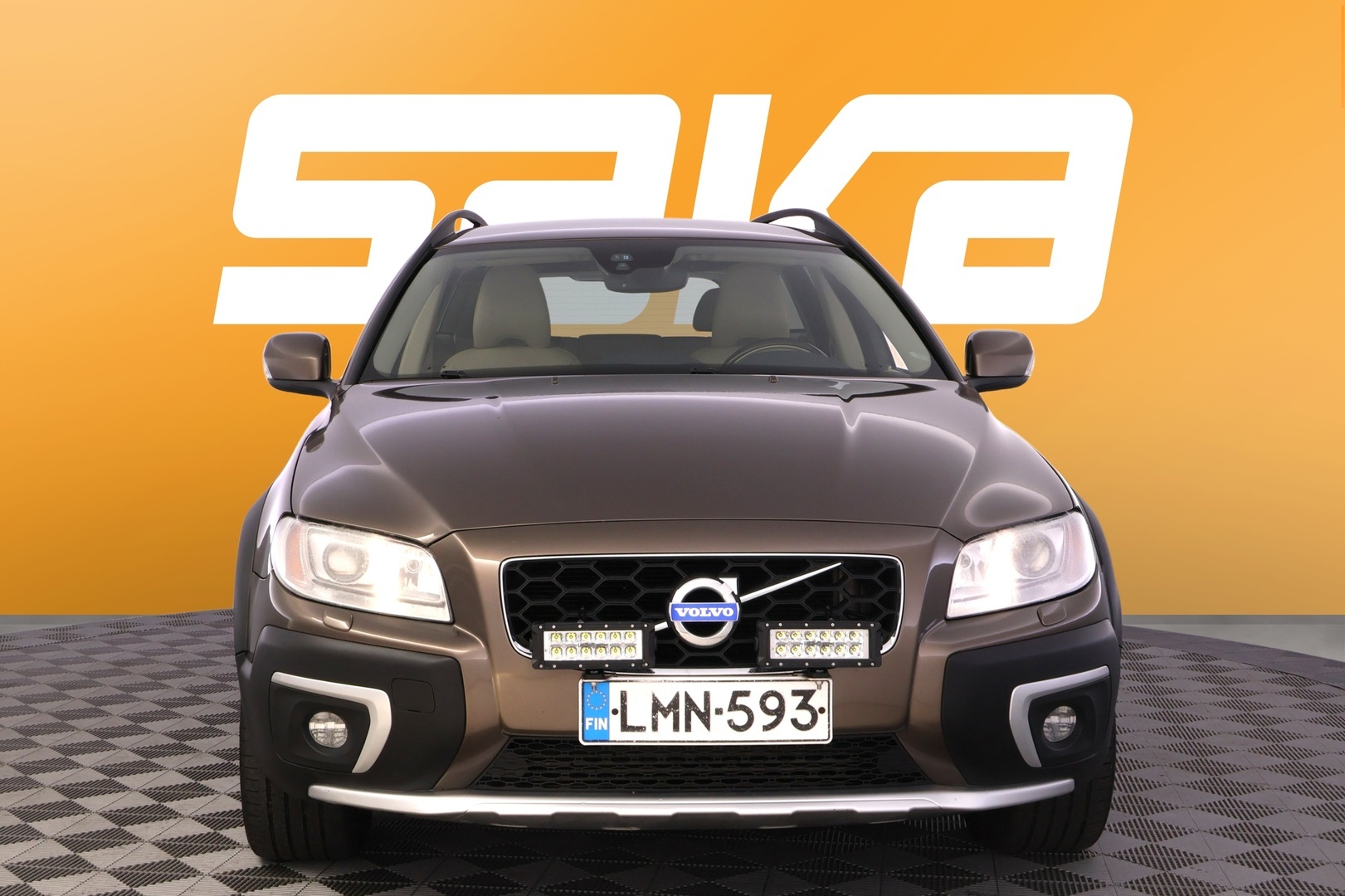 VOLVO XC70 2015