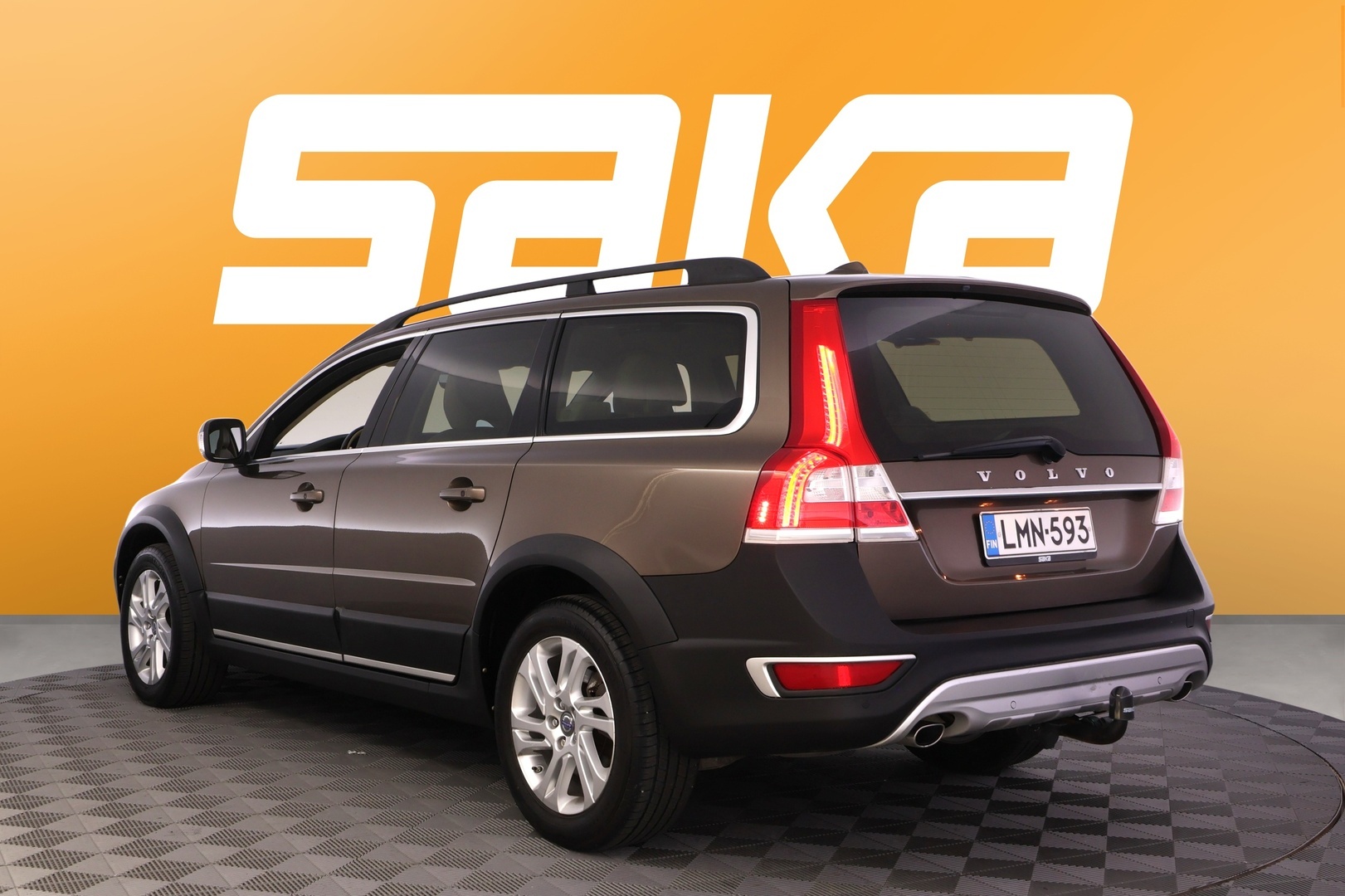 VOLVO XC70 2015
