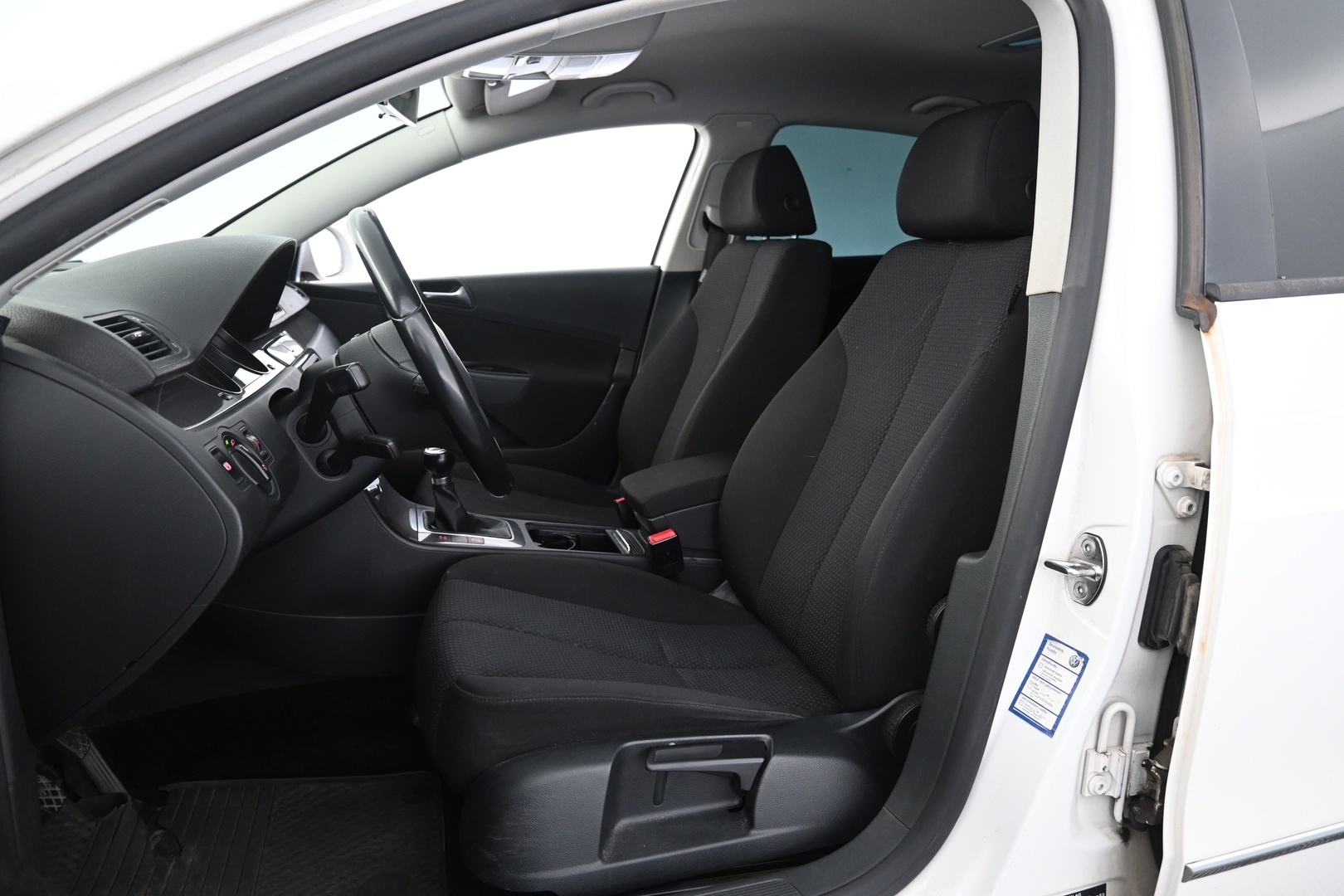 VOLKSWAGEN Passat 2010