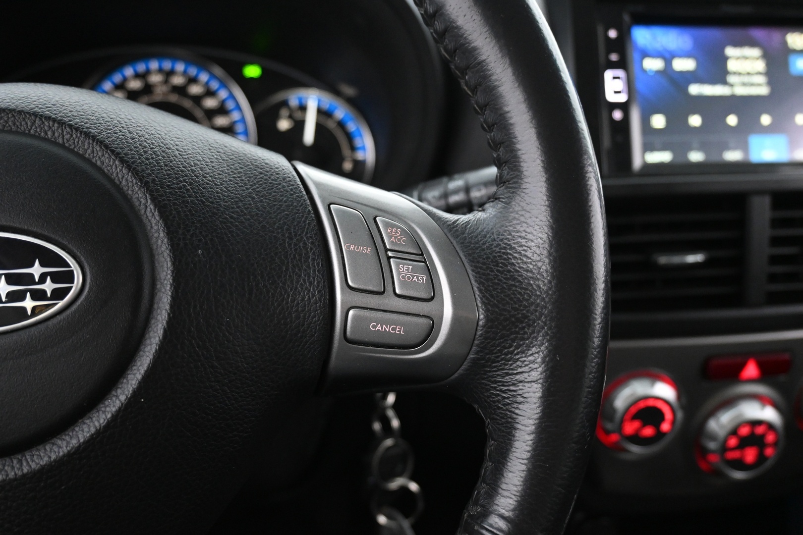 SUBARU Forester 2010