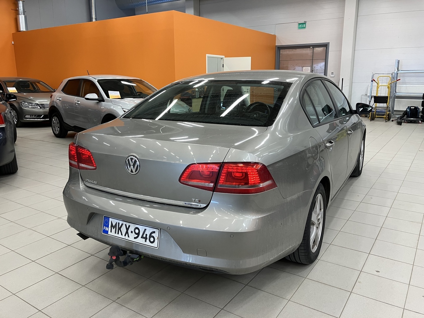 VOLKSWAGEN Passat 2012
