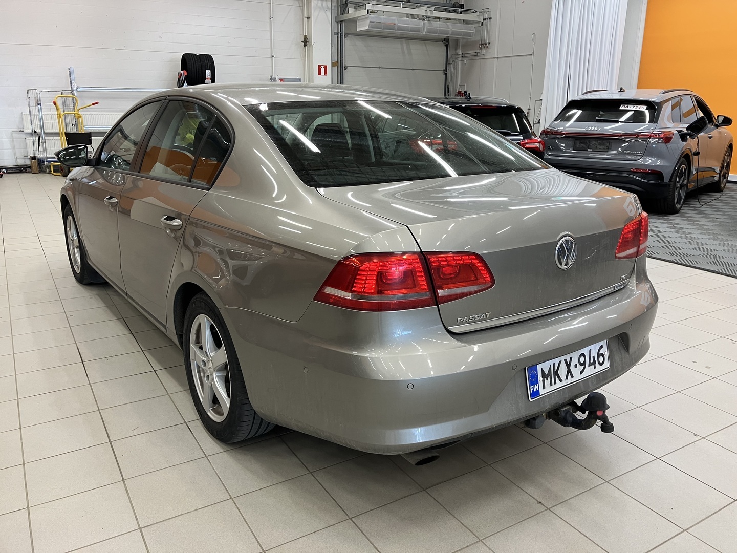 VOLKSWAGEN Passat 2012