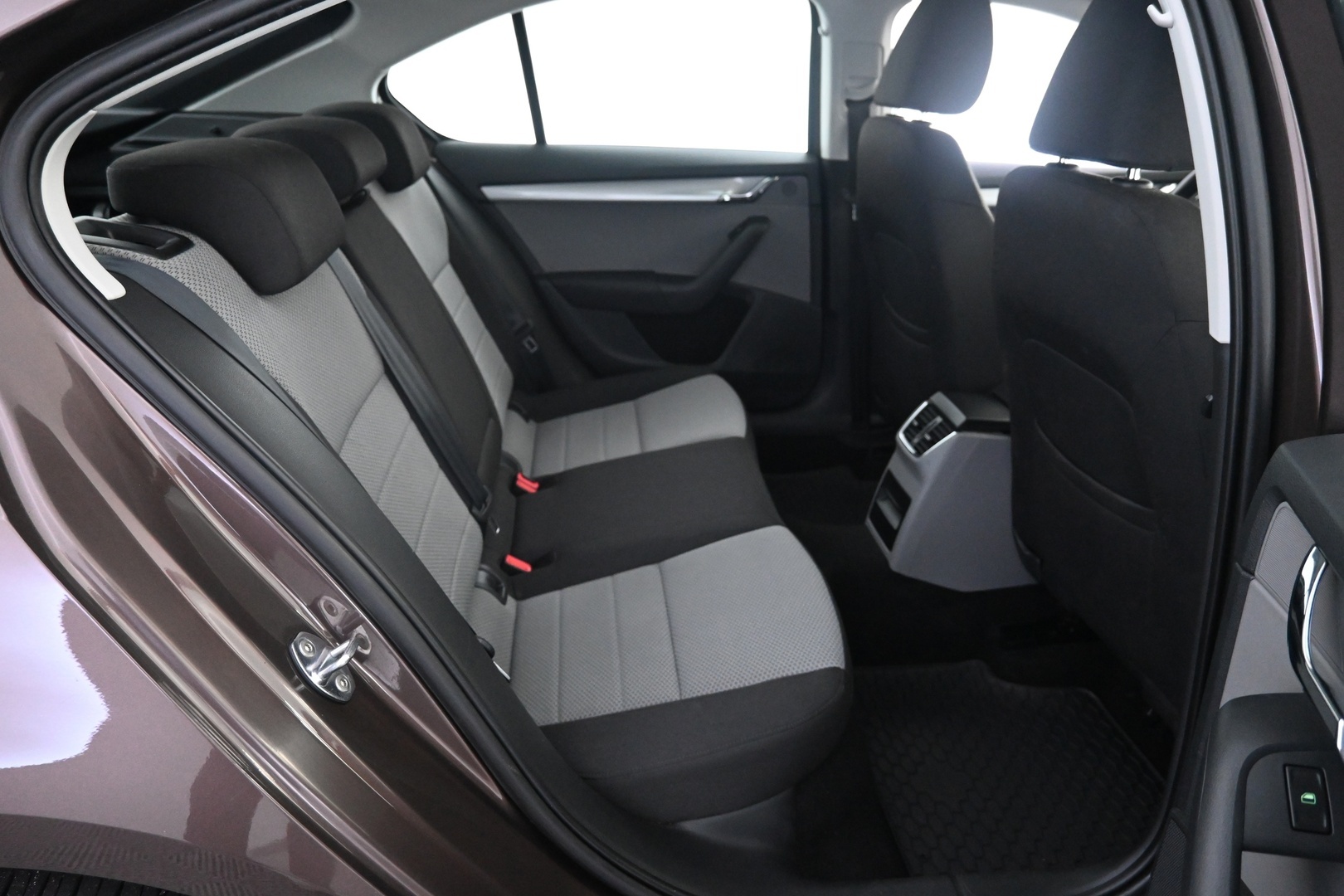 SKODA Octavia 2014