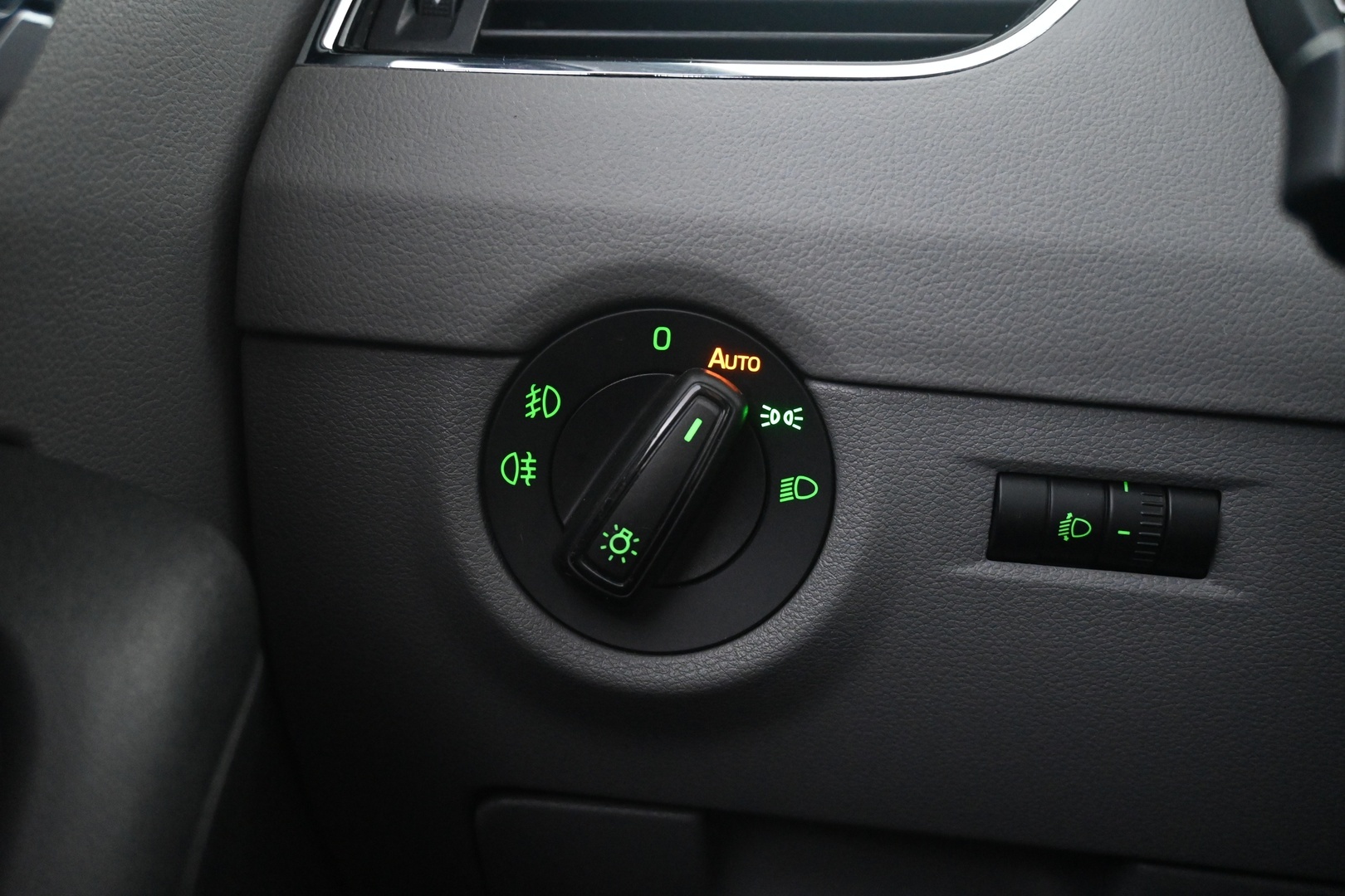 SKODA Octavia 2014