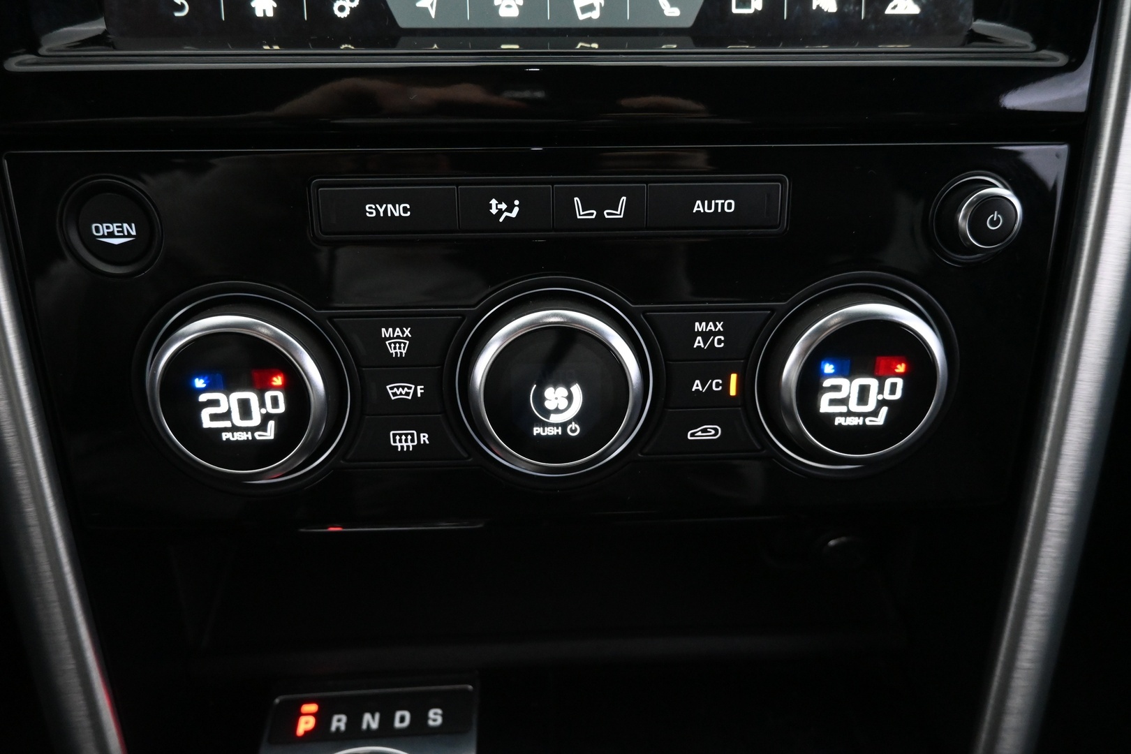 LAND ROVER Discovery 2018