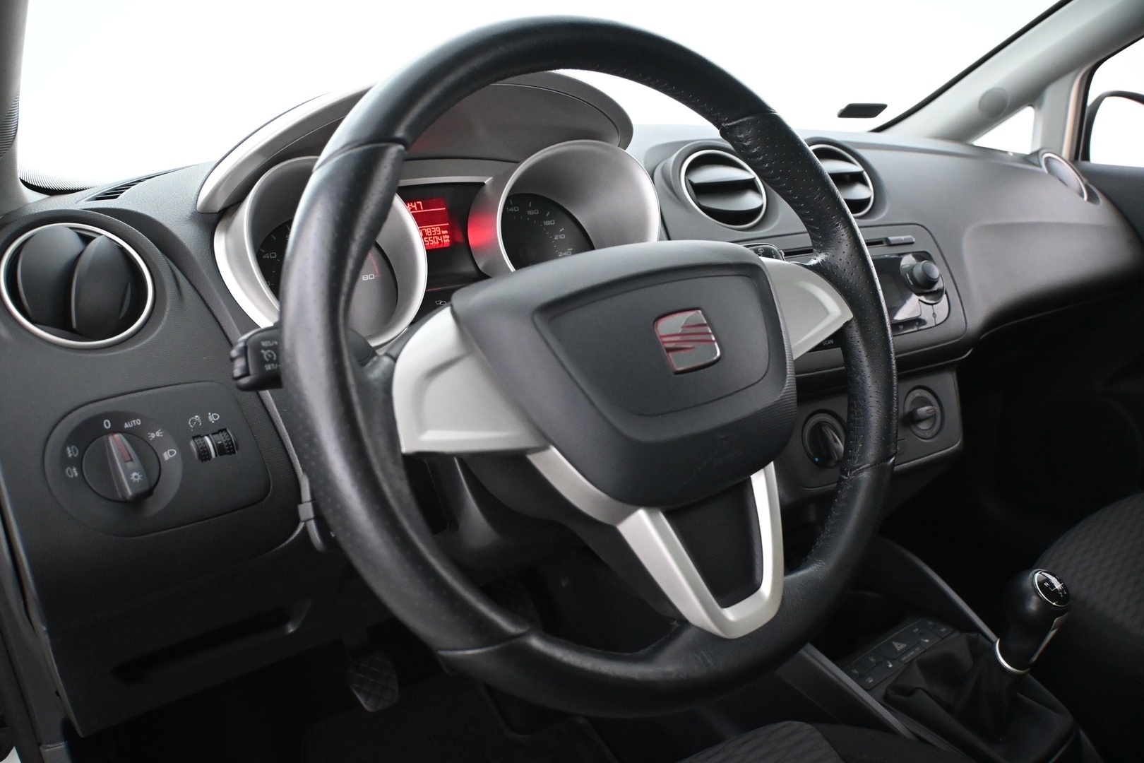 SEAT IBIZA 2011