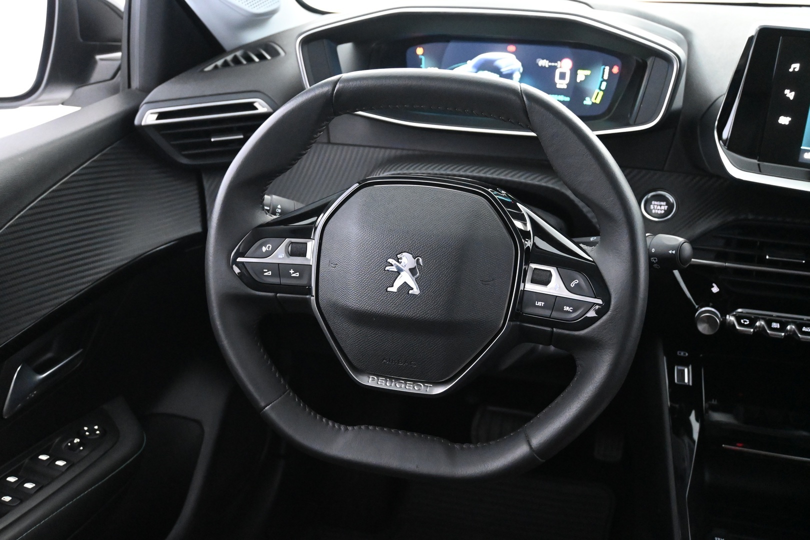 PEUGEOT e-208 2023