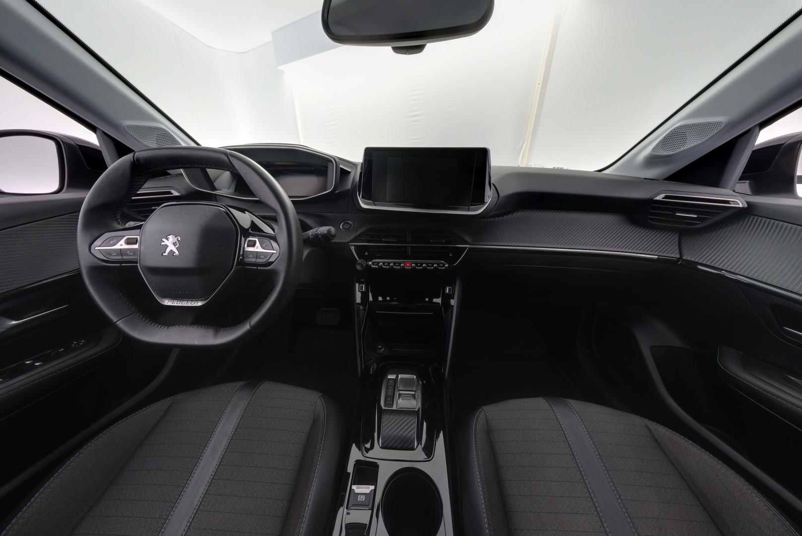 PEUGEOT e-208 2023