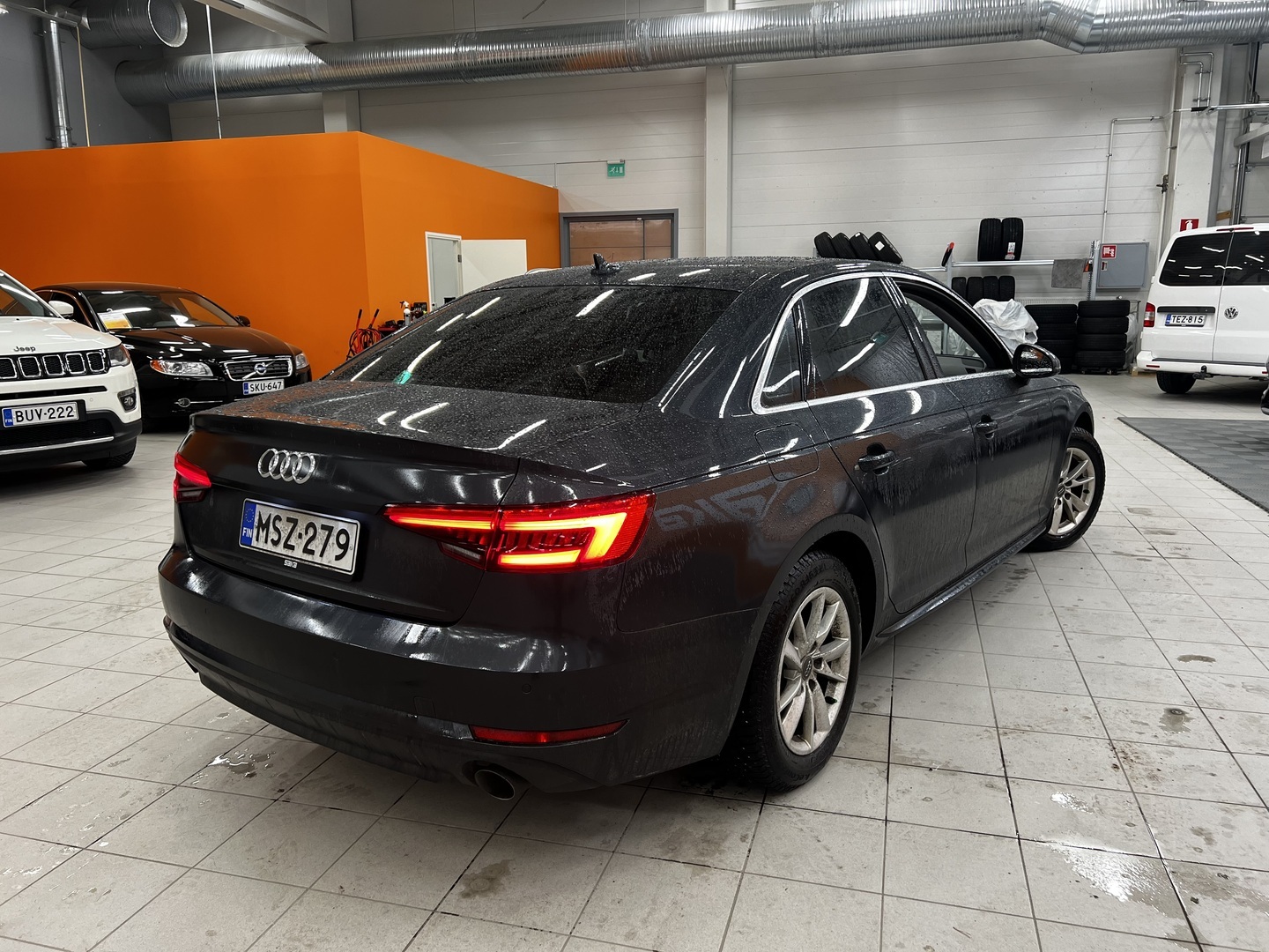 AUDI A4 2016