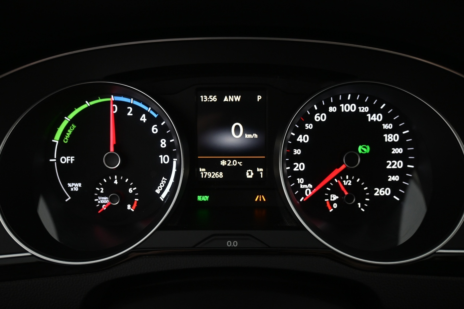 VOLKSWAGEN Passat 2016