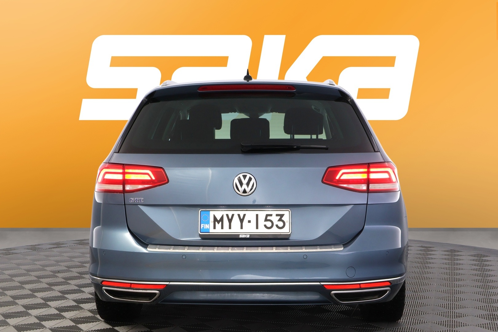 VOLKSWAGEN Passat 2016