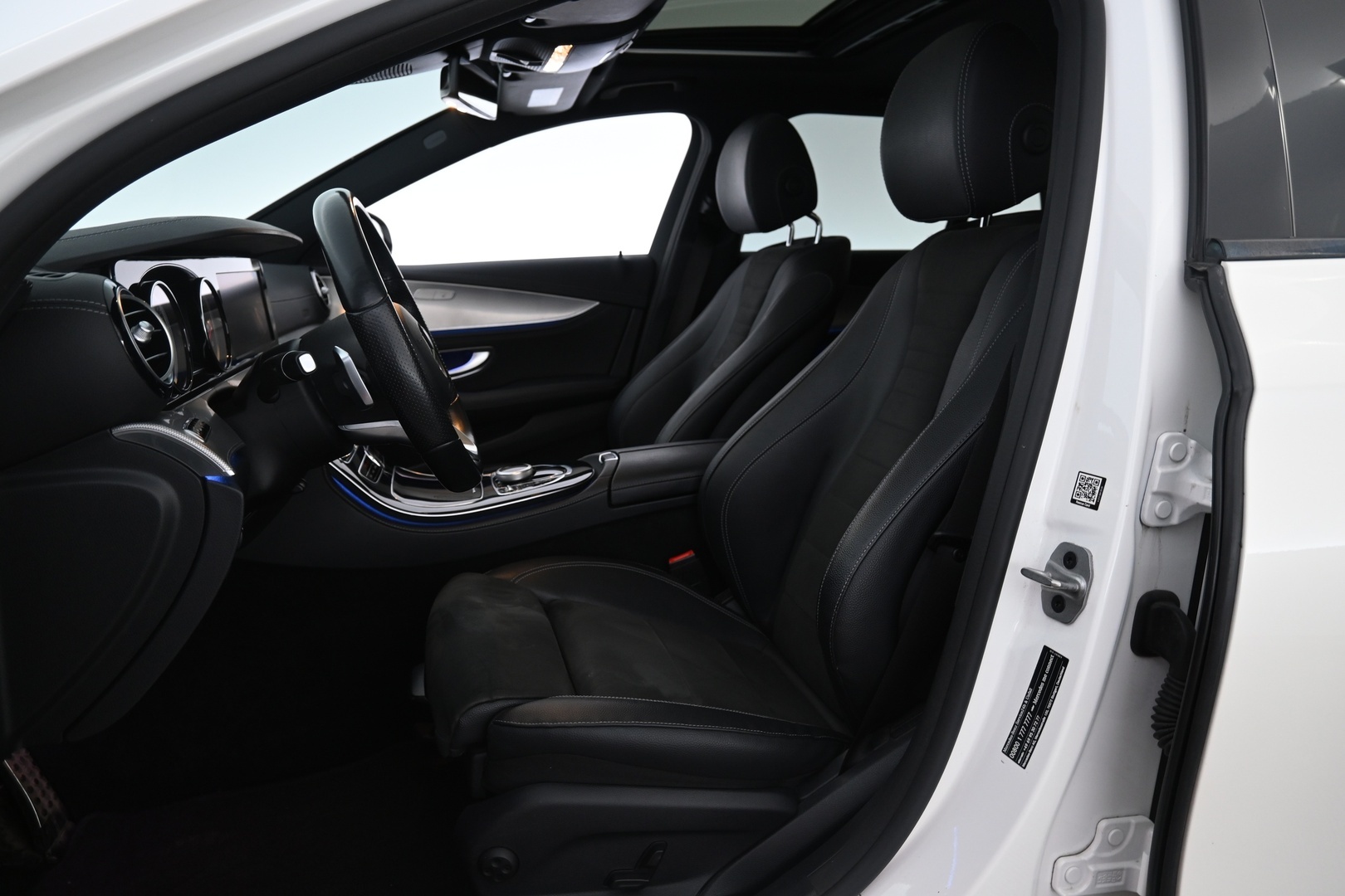 MERCEDES-BENZ E 2020