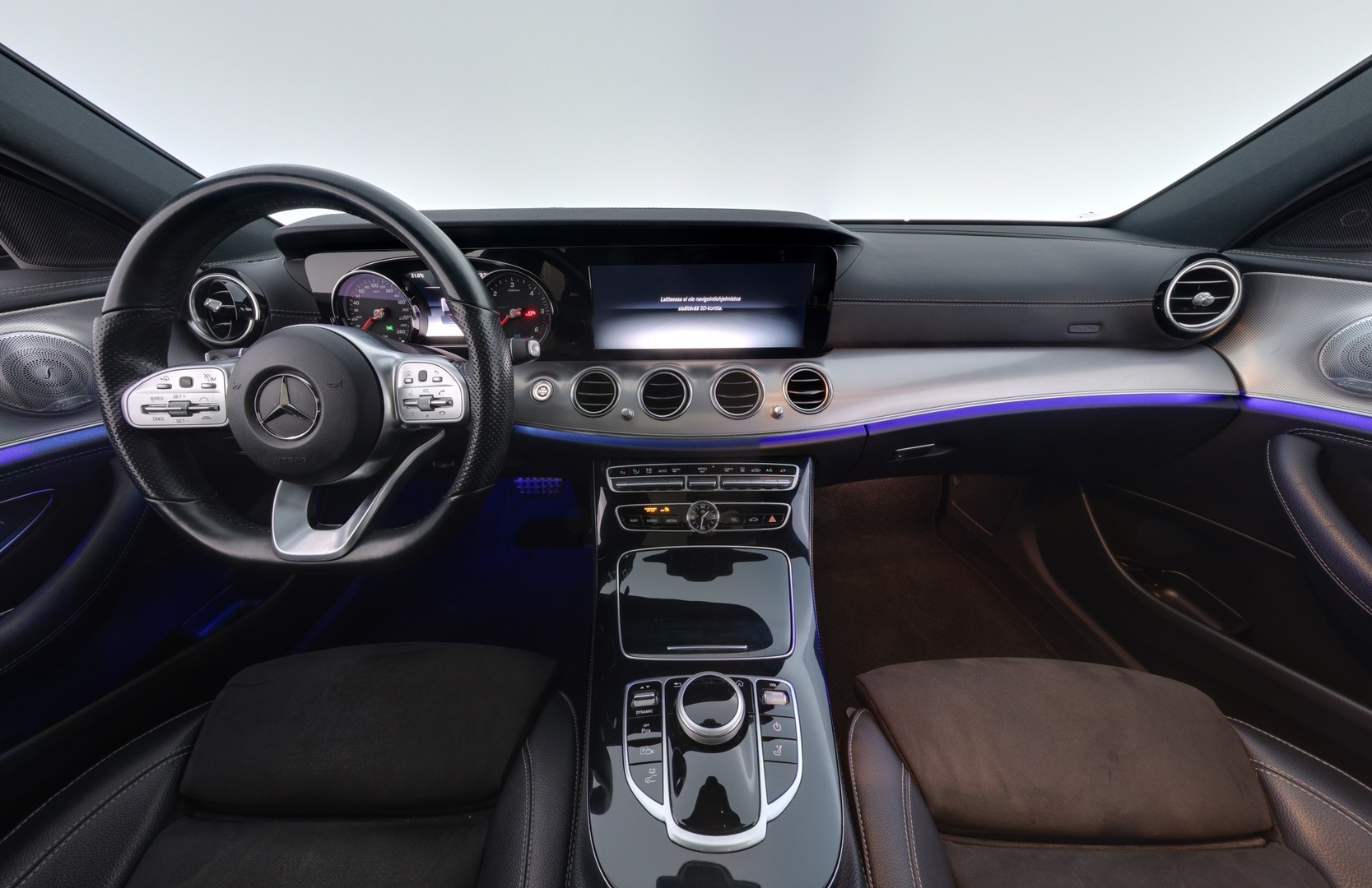 MERCEDES-BENZ E 2020