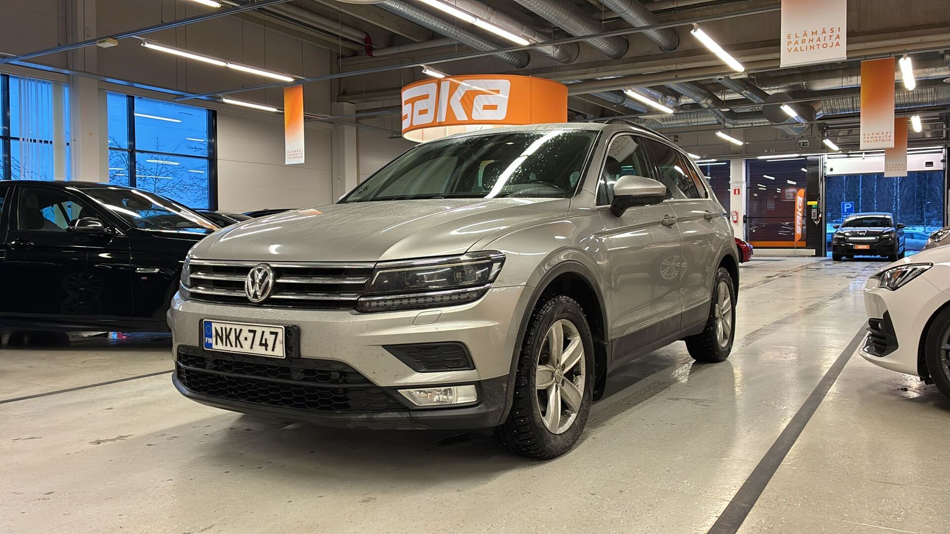 VOLKSWAGEN Tiguan 2016