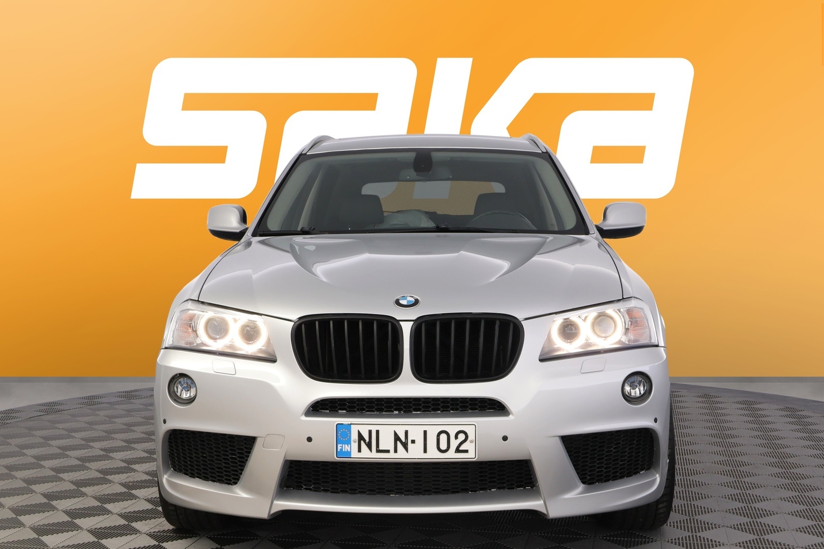 BMW X3 2011