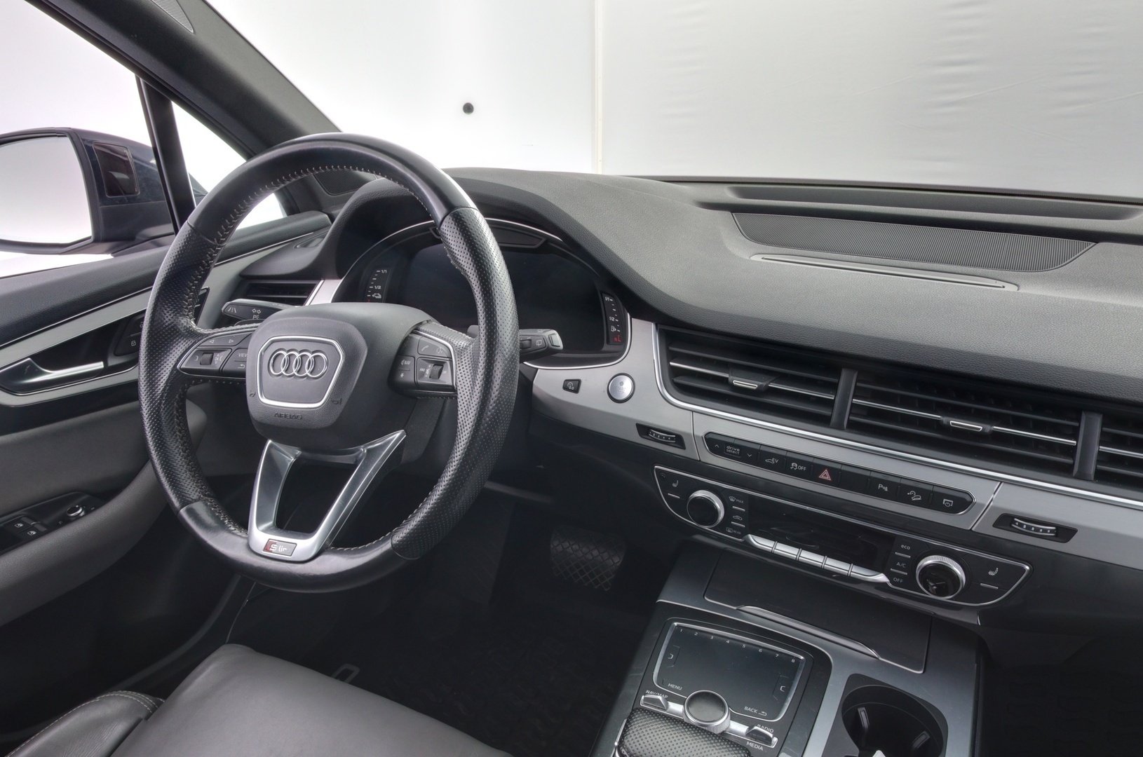 AUDI Q7 2018