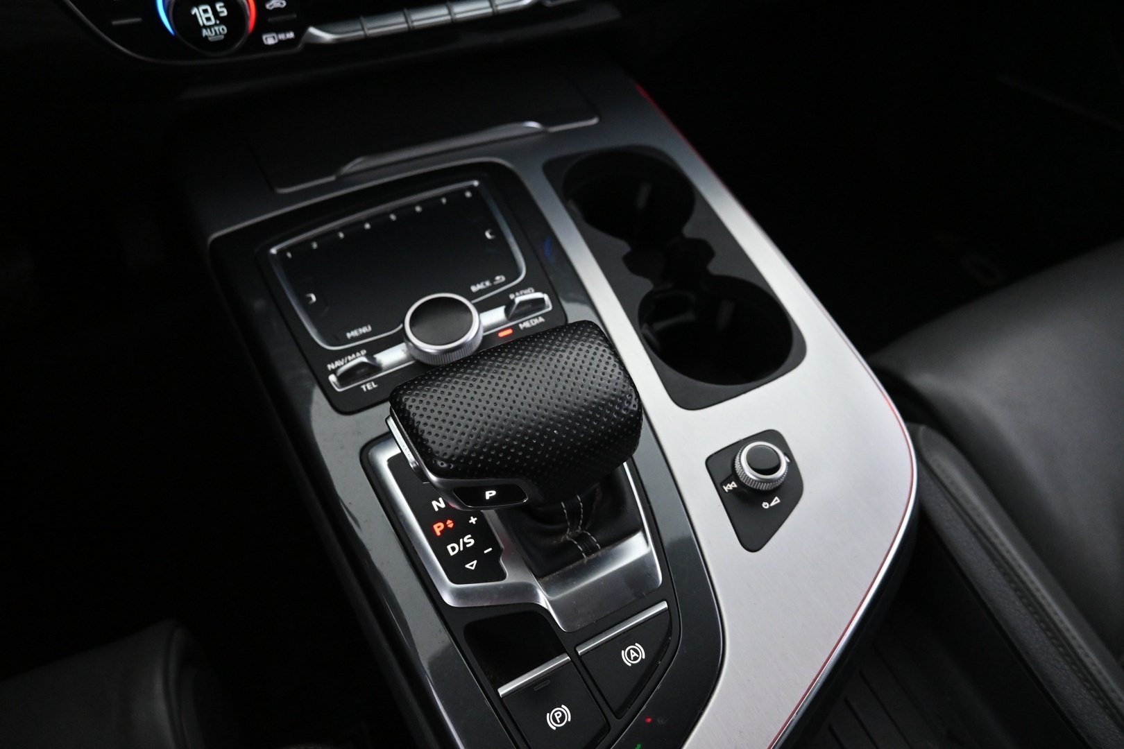 AUDI Q7 2018