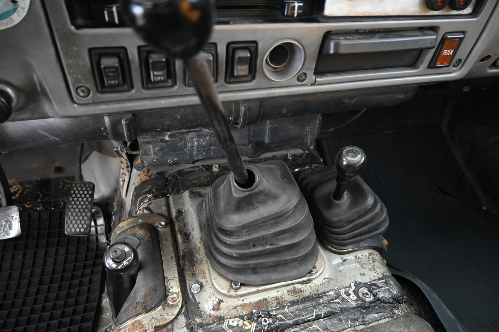 TOYOTA Land Cruiser V8 1983