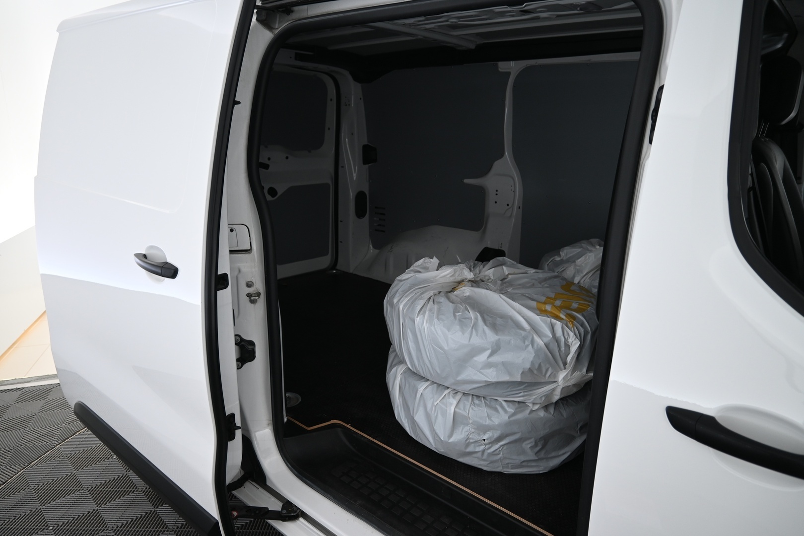 OPEL Vivaro 2021