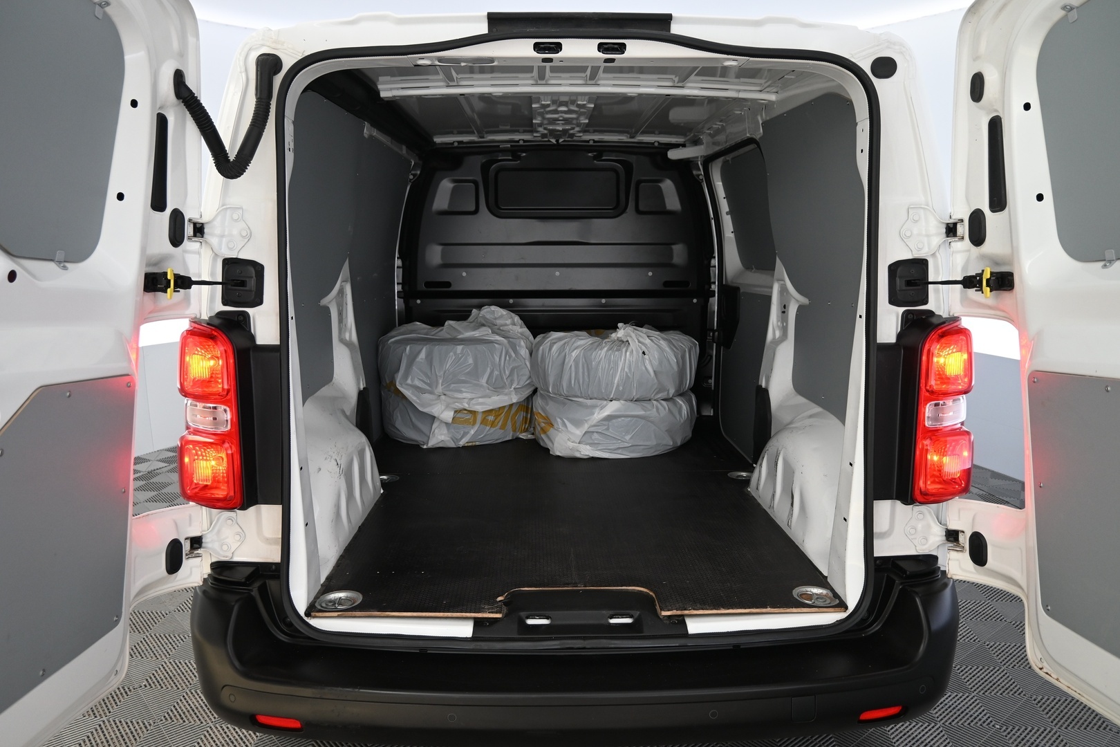 OPEL Vivaro 2021